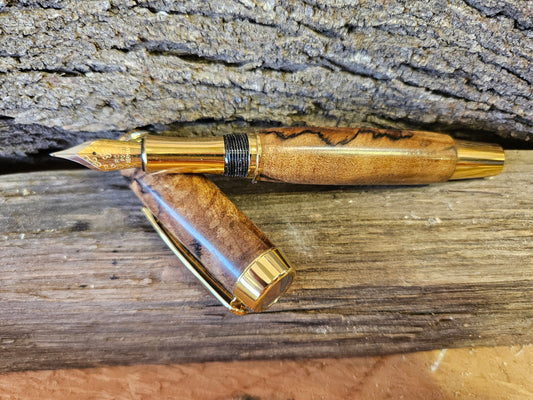 Gentlemens Fountain Pen in Spalted Maple.