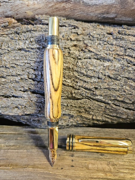 Tycoon Fountain Pen in Bocate  Wood