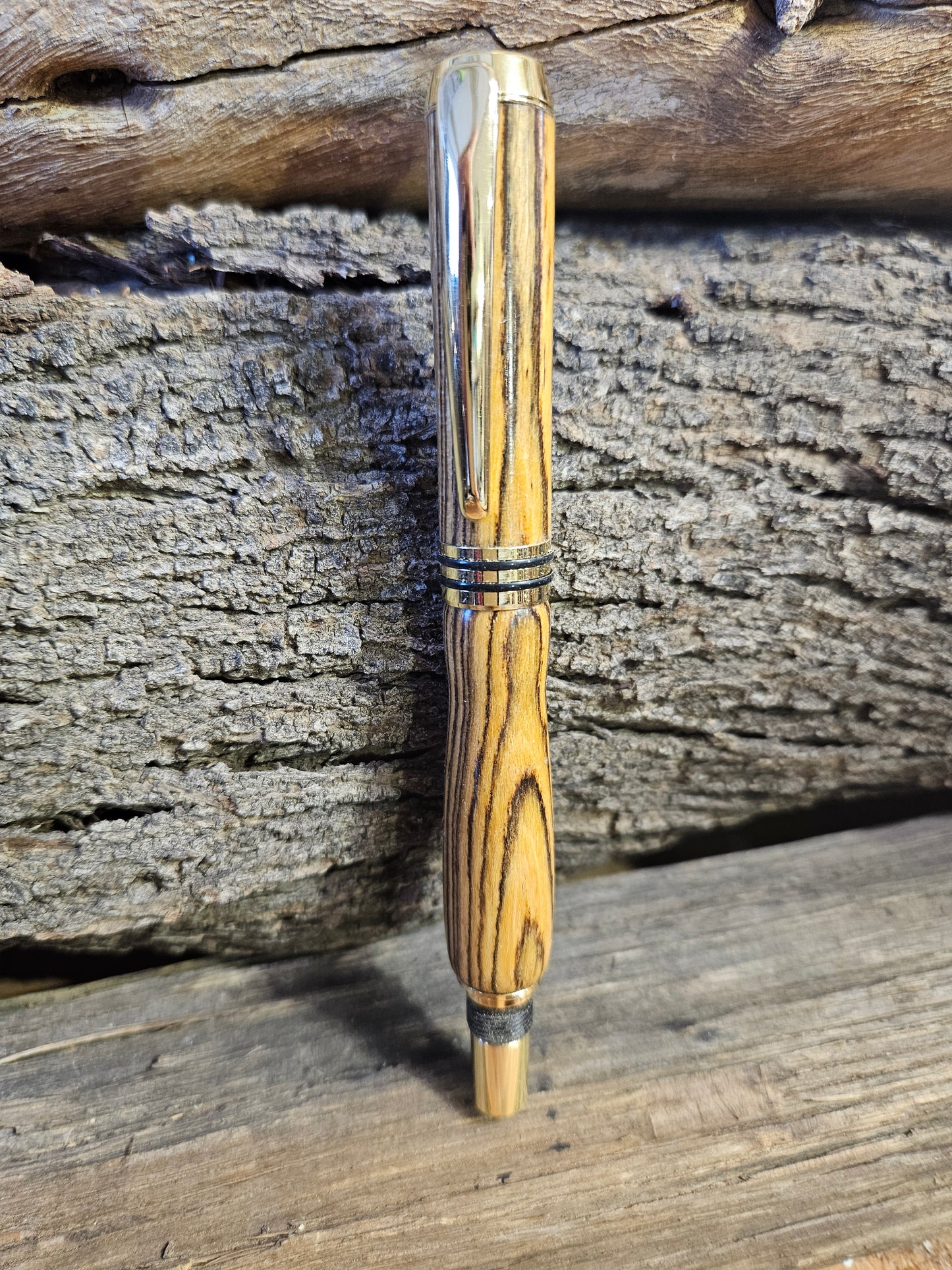 Tycoon Fountain Pen in Bocate  Wood