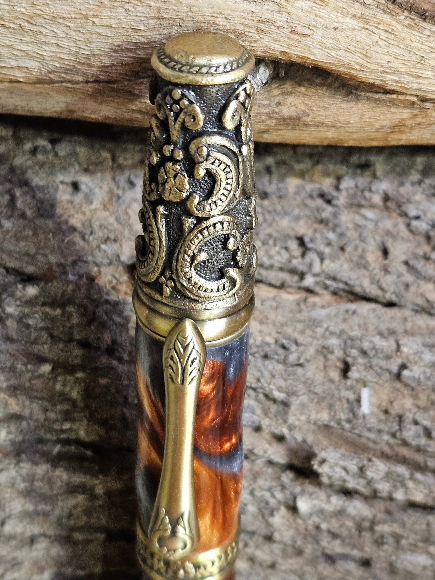 Victorian Twist Pen